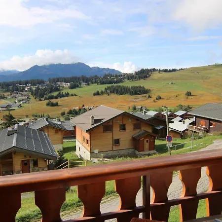 Confortable Aux Saisies Pour 4 Personnes Avec Balcon Et Cuisine Equipee - Fr-1-594-127 Apartment *